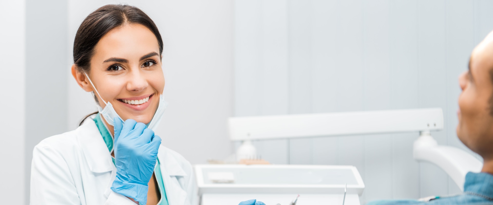 The Difference Between a DDS and DMD: Understanding the Proper Term for a Dentist